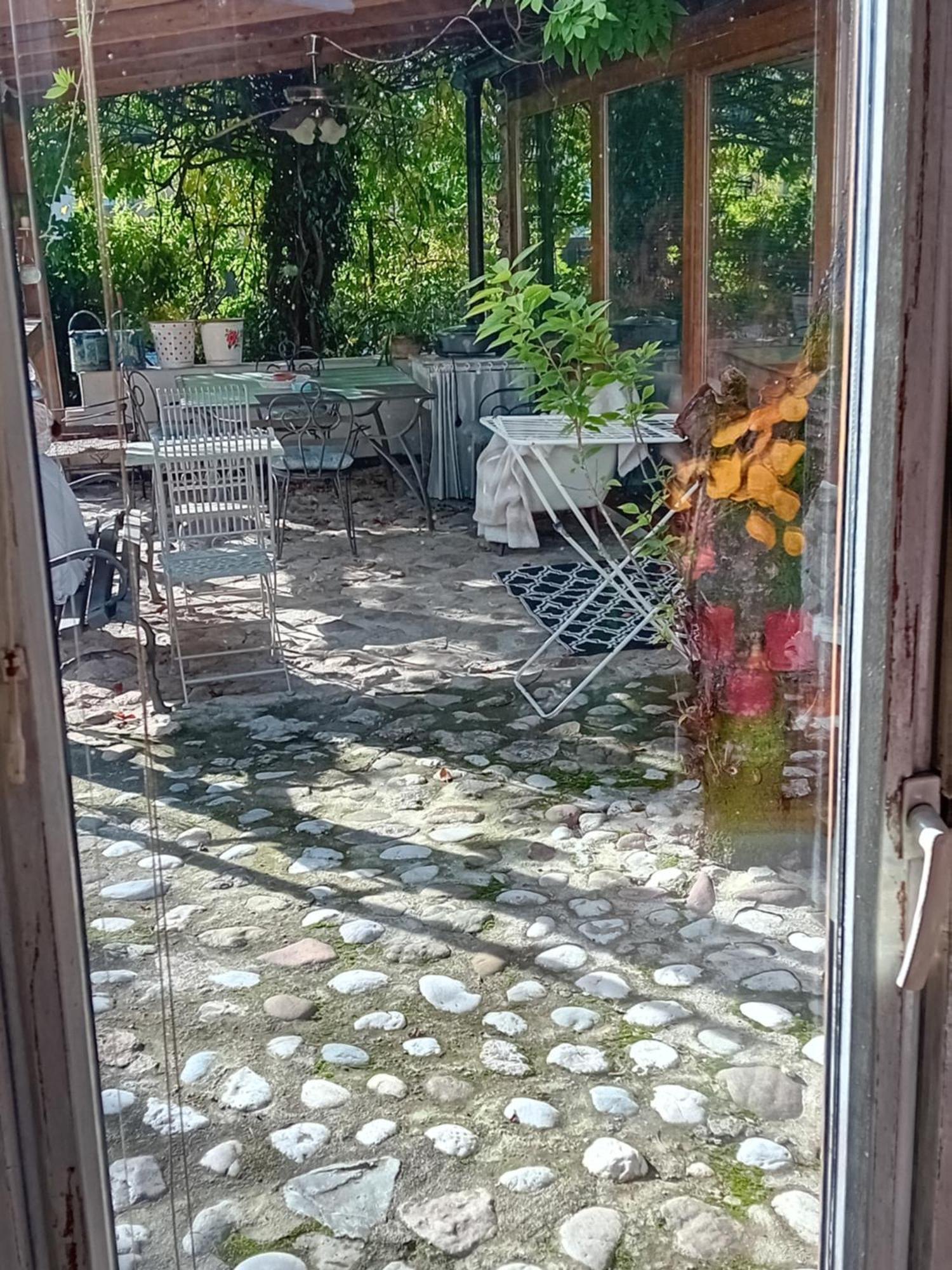 Rose Room 40M2 With Terrace 25M2 In Greeny Area For 4 Person Ljubljana Kültér fotó